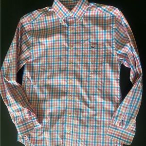 Vineyard Vines men’s dress shirt